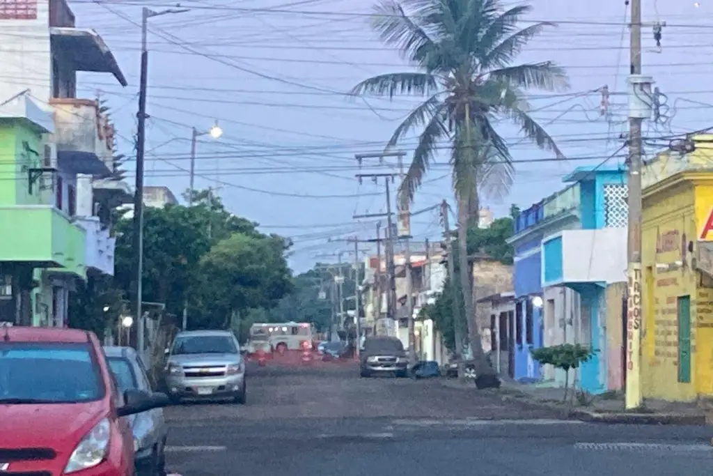 Imagen Dan fecha para concluir obras en calles de la colonia Centro de Veracruz