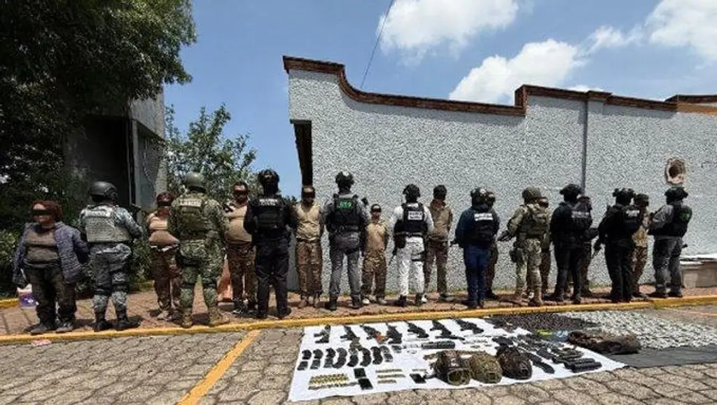 Imagen Cae 'El Ojón', presunto líder de cártel; le aseguran armamento y droga