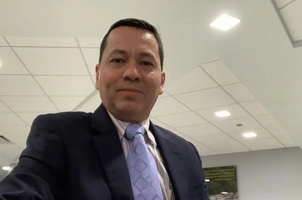 Imagen ICE detiene a periodista venezolano que solicitó asilo en EU