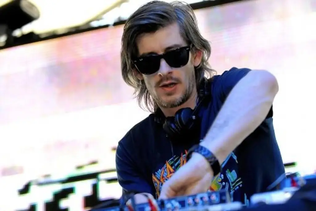 Imagen Macron confirma muerte del DJ Kavinsky: 'orgullo francés para siempre'