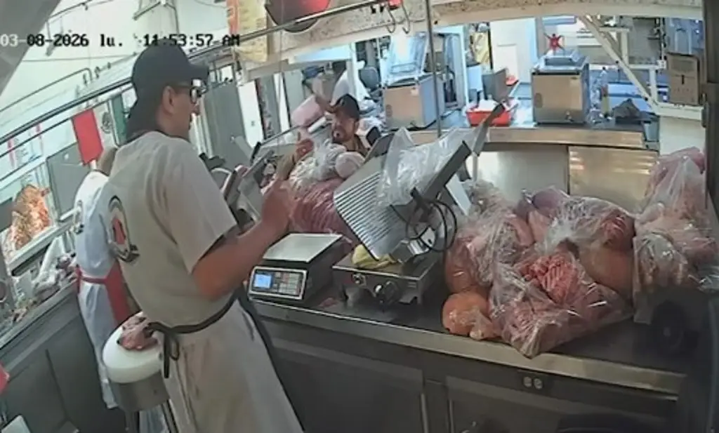 Imagen Denuncian que era alto, güero y 'con chaleco del gobierno': la herramienta del engaño (+Video)