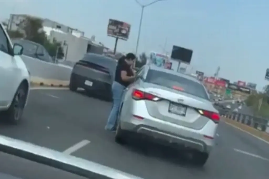 Imagen Fue arrastrada por un auto tras reclamar presunto choque (+Video)