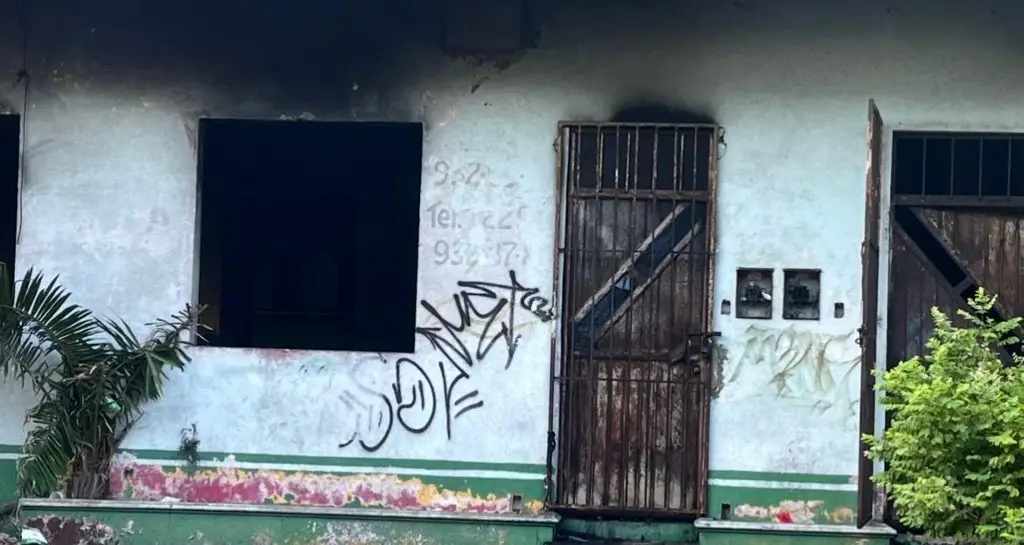 Imagen El incendio que vuelve a exhibir el riesgo de una casa abandonada en Veracruz
