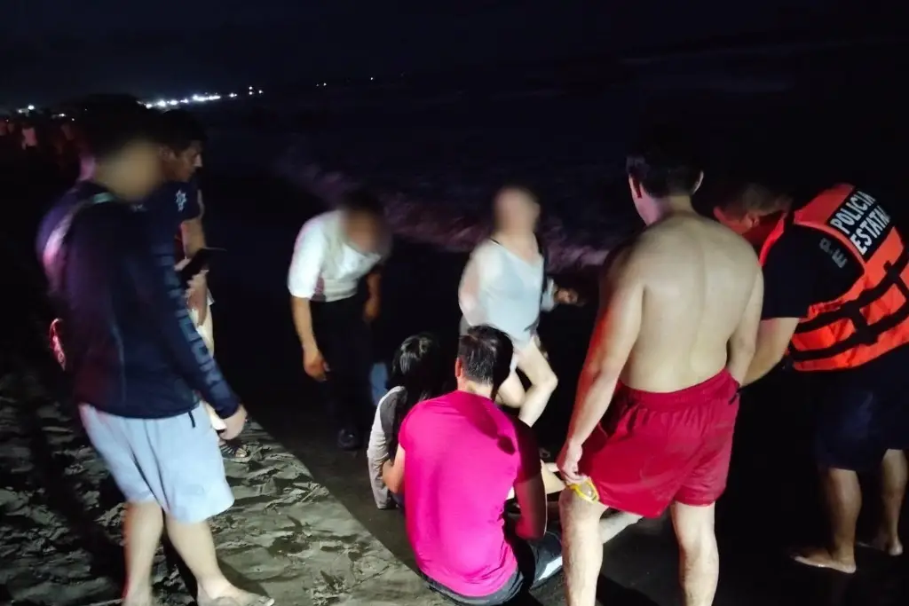 Imagen Rescatan a menor de edad en playas de Chachalacas