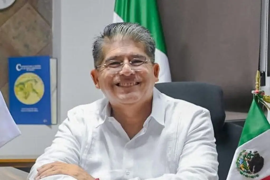 Imagen Autoridades intentan detener a alcalde de Paraíso, Tabasco; se escapa 