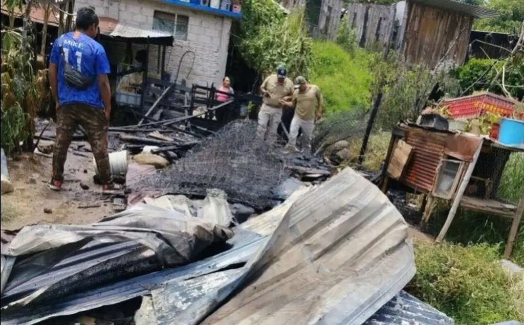 Imagen Se incendia casa en Nogales, Veracruz; así habría ocurrido 