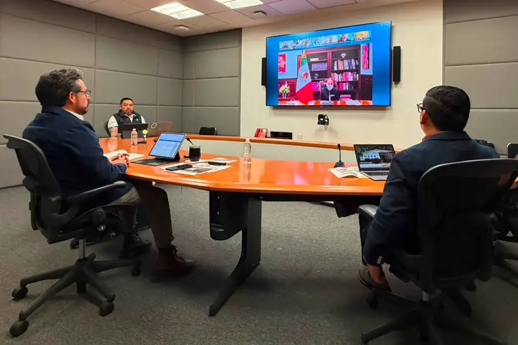 Imagen Aparece Sheinbaum con cubrebocas tras ausentarse de 'la mañanera' por gripa