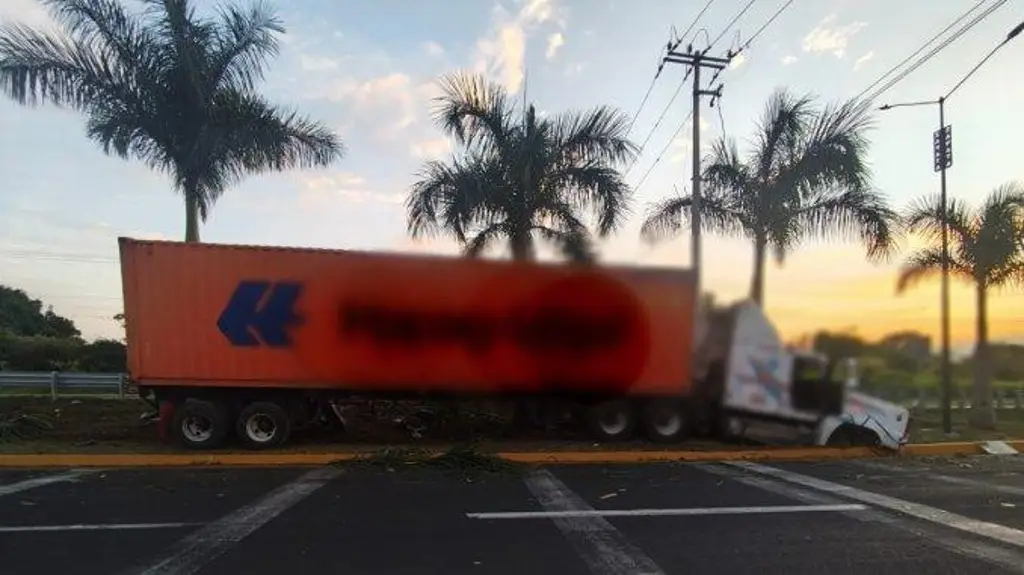 Imagen Este sábado, cierre por accidente en esta carretera de Veracruz