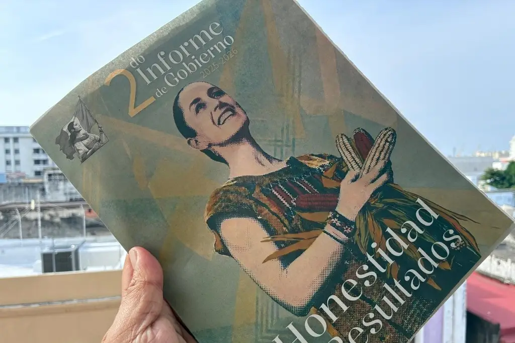 Imagen Casa por casa: así distribuyen propaganda gubernamental en Veracruz