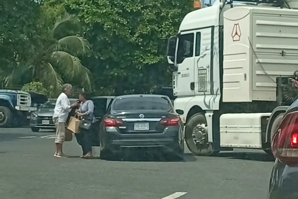 Imagen Caos vial en Miguel Alemán; esto ocurrió