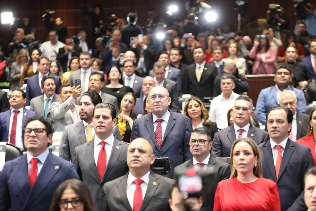 Imagen Legisladores del PRI lamentan asesinato del diputado morenista Zenyazen Escobar