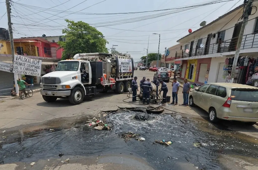 Imagen Vecinos denuncian drenaje colapsado desde hace 4 meses en Boca del Río
