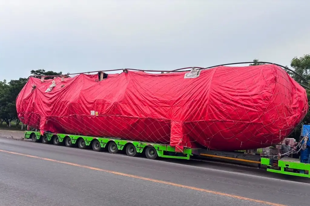 Imagen ¡Precaución! Esta es la ruta de la misteriosa carga gigante que recorre Veracruz