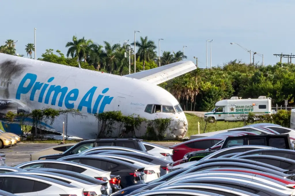 Imagen Confirman al menos 5 muertos por accidente de avión en Miami