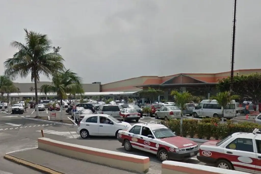 Imagen Esta medida se tomará en estacionamientos de plazas comerciales de Veracruz ante robo de vehículos