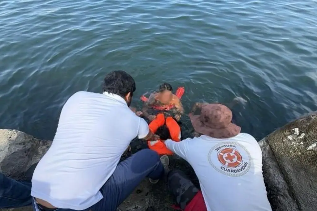 Imagen Ingresó al mar y terminó donde no lo contemplaba, en Veracruz