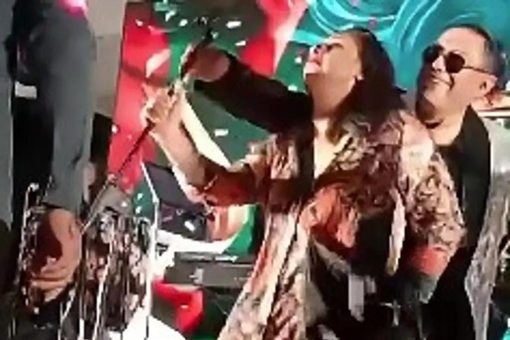 Imagen 'Pasadita de copas' da show con 'La Sonora Dinamita' en Noche Mexicana del SNTE (+Video)