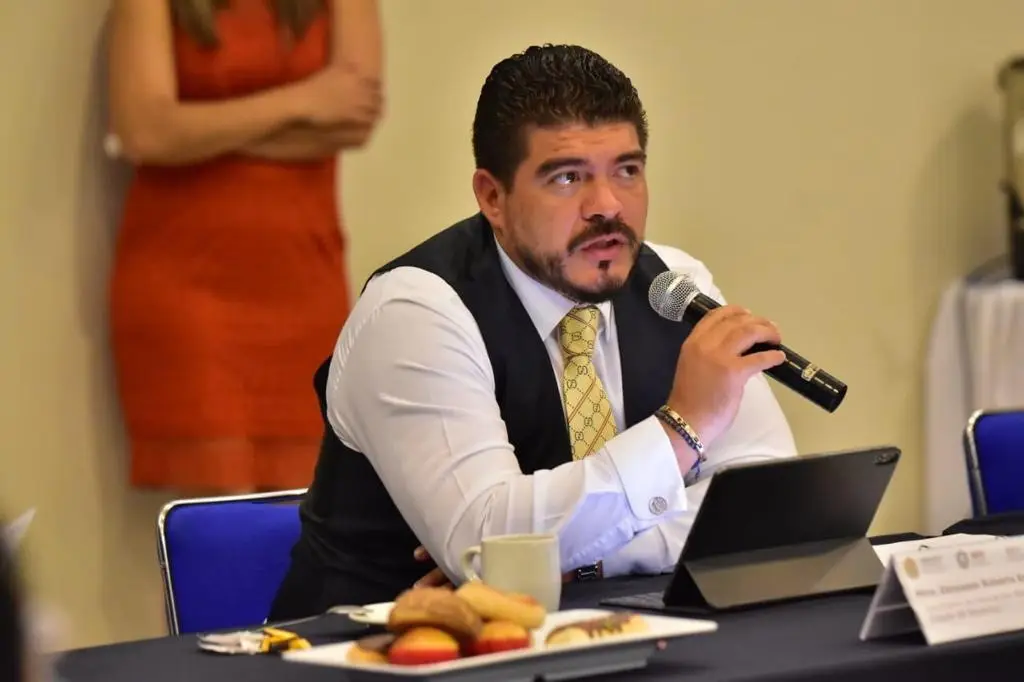 Imagen ¿Cámaras de caseta captaron a Zenyazen Escobar acompañado? Esto dijo Rocío Nahle