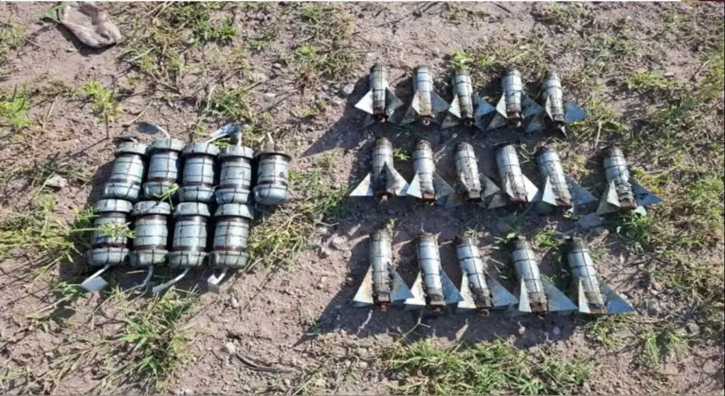 Imagen Aseguran 53 bombas aéreas para drones y armamento en Sinaloa