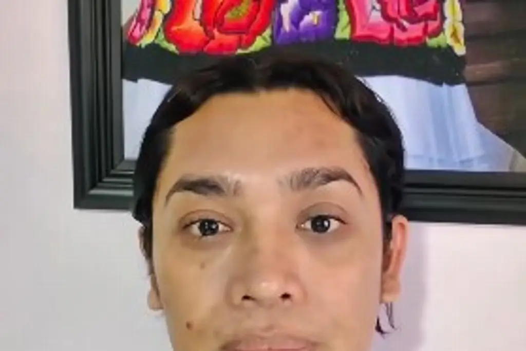 Imagen Atacan casa de Elvis Guerra, diseñador muxe que borda ropa de Sheinbaum