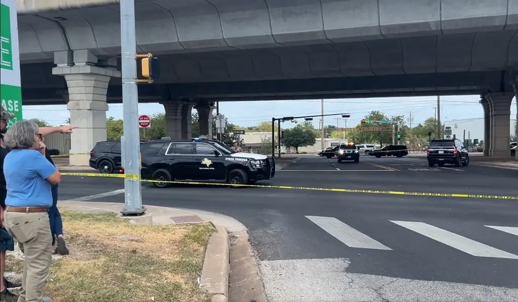 Imagen Agente de ICE dispara contra una persona en Austin, Texas