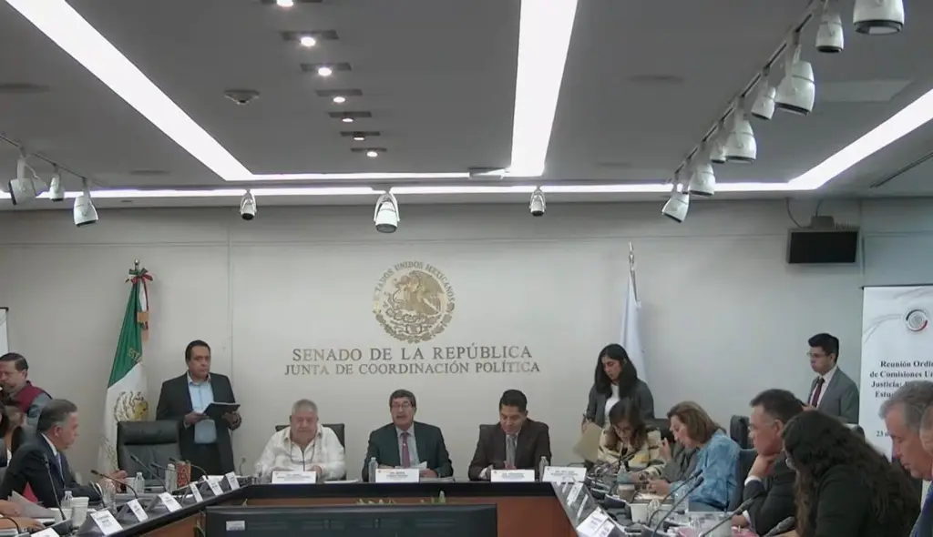 Imagen Aprueban en comisiones reforma de ley para censurar memes y parodias