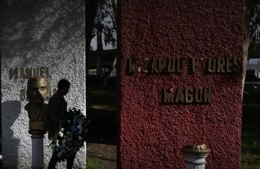 Imagen Berkeley documenta 337 asesinatos de periodistas y defensores en gobierno de AMLO