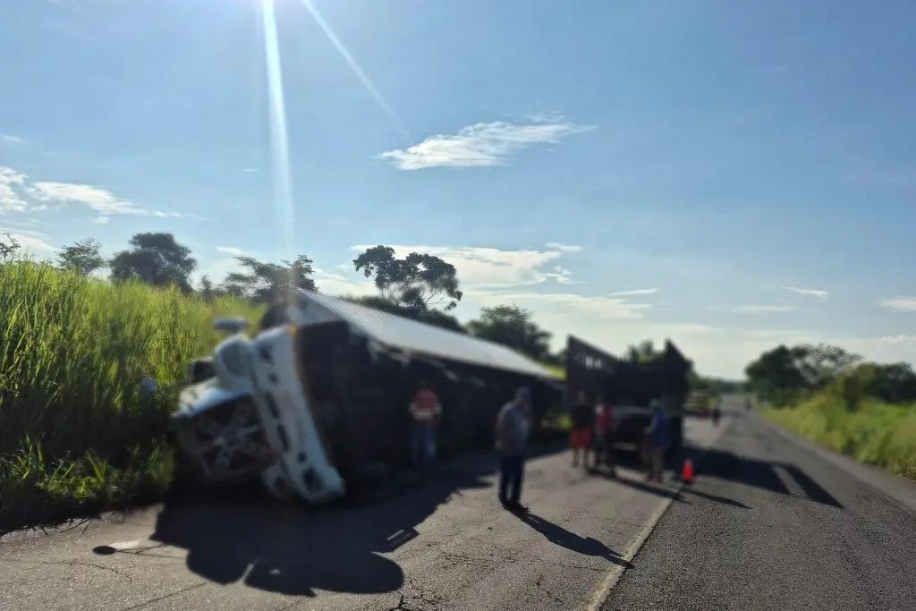 Imagen Accidente provoca cierre en carretera Córdoba-La Boticaria ¿A qué altura?