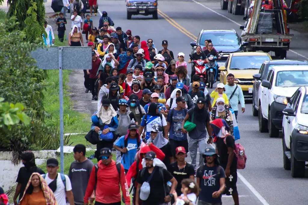 Imagen Llega nueva caravana migrante a México desde la frontera con Guatemala