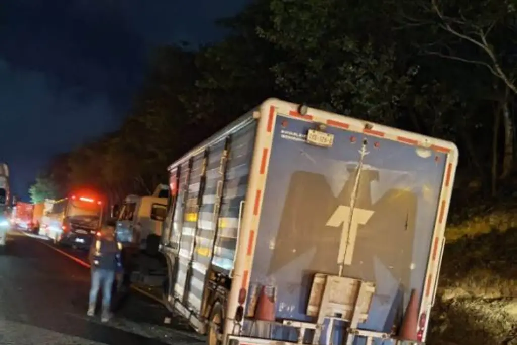 Imagen Camión de cervezas se salvó de la rapiña en Tuxpan; esto fue lo que impidió el robo