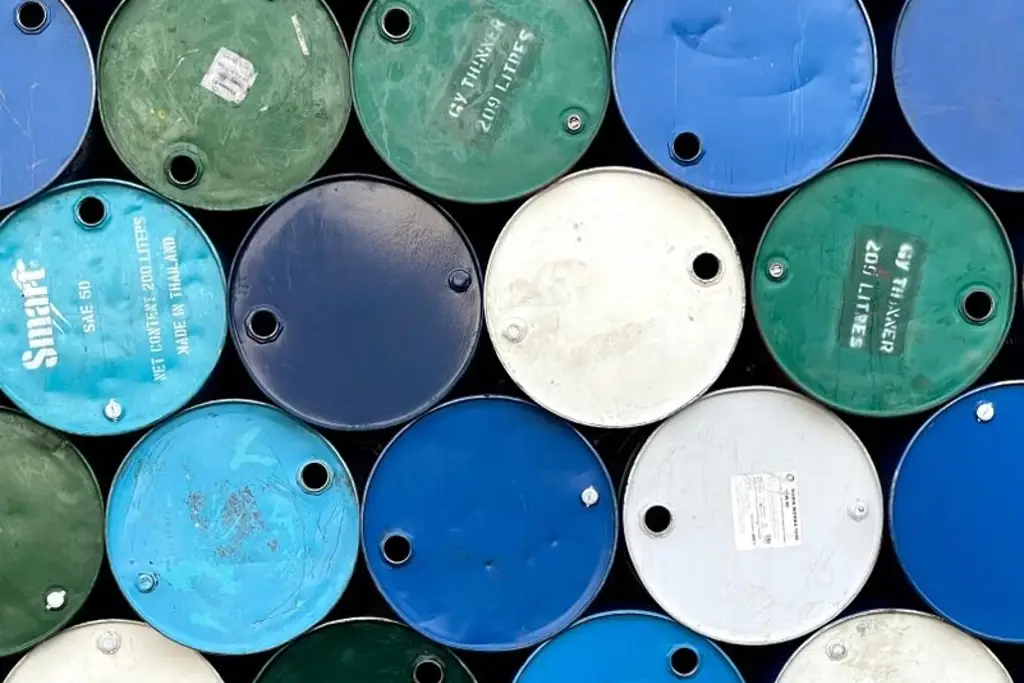Imagen Petróleo repunta más de 1% tras rechazo de Trump a propuesta de Irán