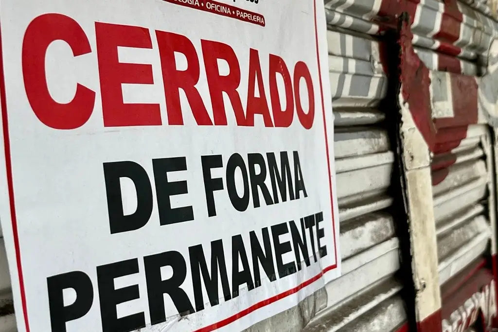 Imagen Cierra histórica papelería en Veracruz