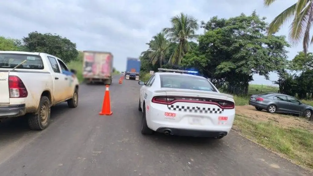 Imagen Accidente provoca cierre en carretera Paso del Toro ¿A qué altura?