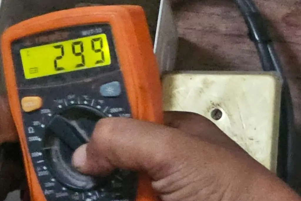 Imagen Reguladores quemados y máquinas dañadas: así afectó falla eléctrica a negocio de Veracruz