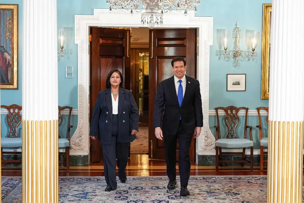 Imagen Rubio se reúne con Dinorah Figuera, líder opositora venezolana apoyada por EU 