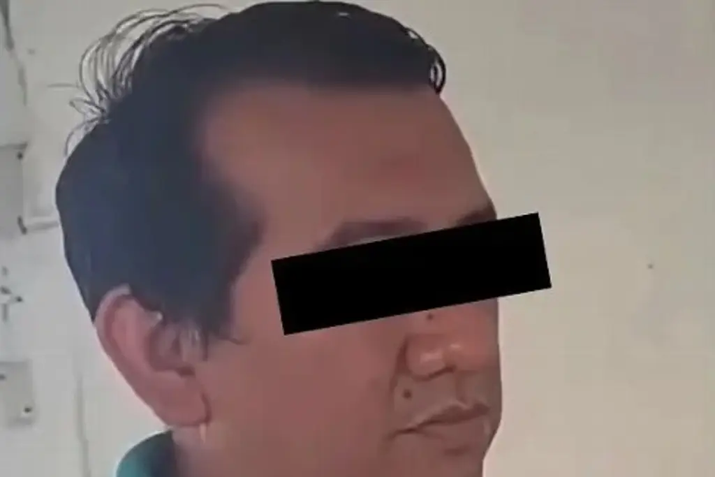 Imagen Señalan a maestro por presuntas conductas indebidas en primaria de Veracruz; él rechaza acusaciones