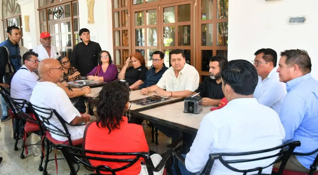 Imagen ¿Se tambalea la alianza con Morena y el Verde en Veracruz? PT pone condiciones rumbo a 2027