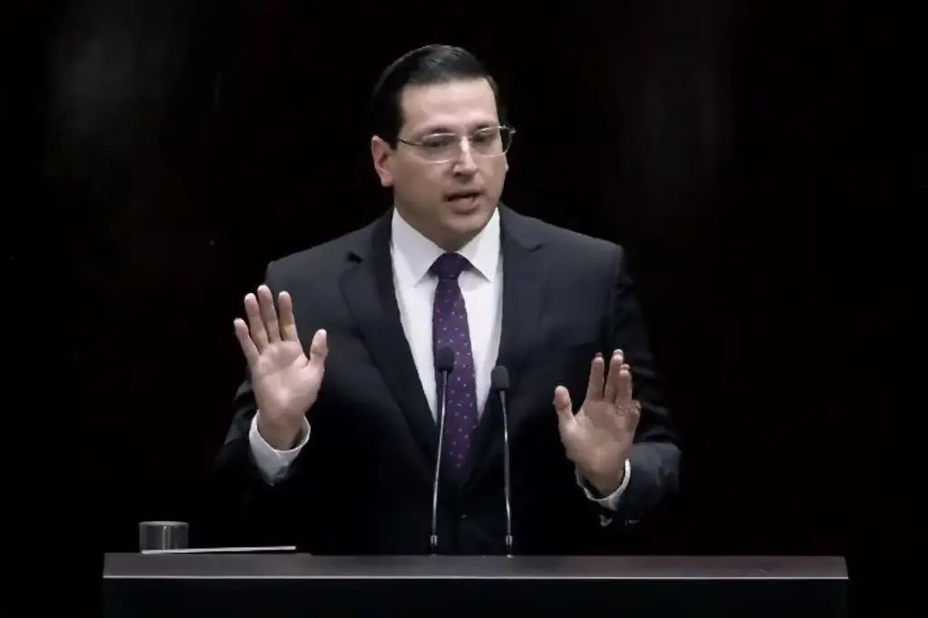 Imagen ¿No que no iban a endeudar? Hay que juntarle más dinerito a Andy y Amílcar: diputado