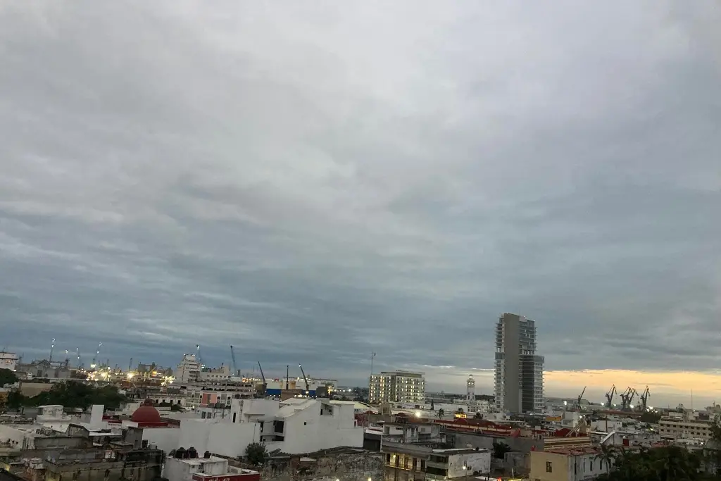 Imagen ¿Ya abrieron el puerto de Veracruz a la navegación? ¿Siguen intensas las rachas del Norte?