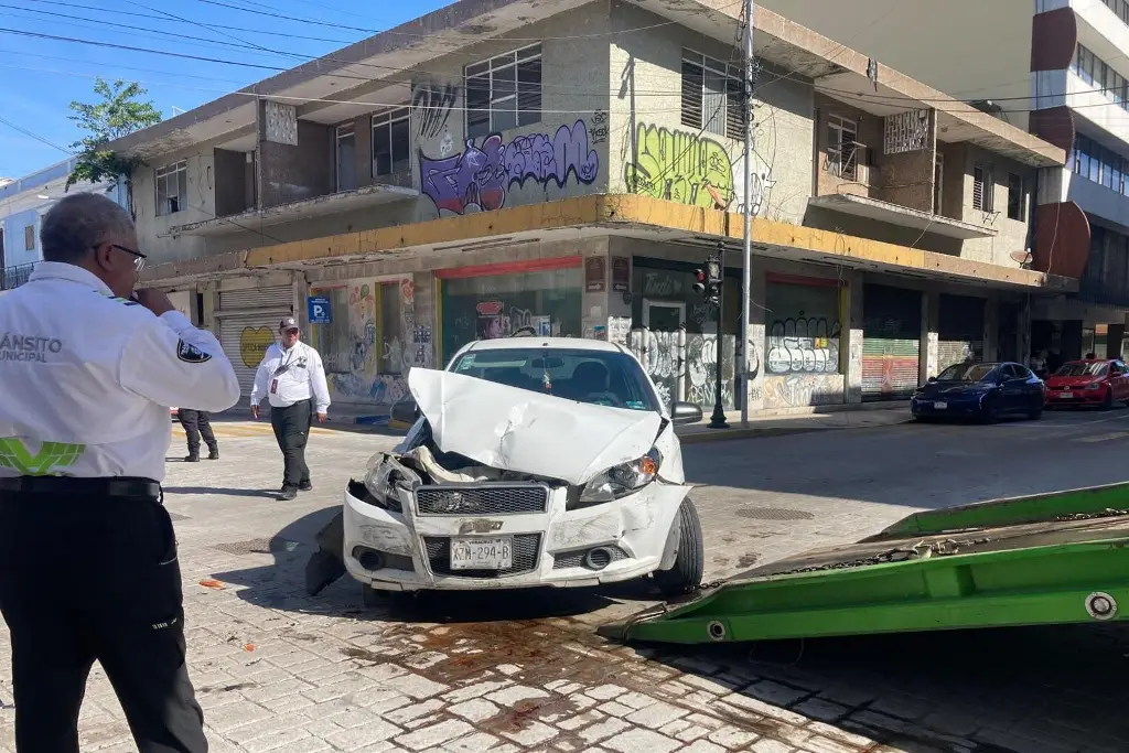 Imagen Fuerte accidente en Centro de Veracruz; esto ocurrió 