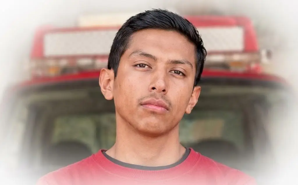 Imagen Muere joven bombero cuando atendía choque múltiple tras embestida de tráiler 
