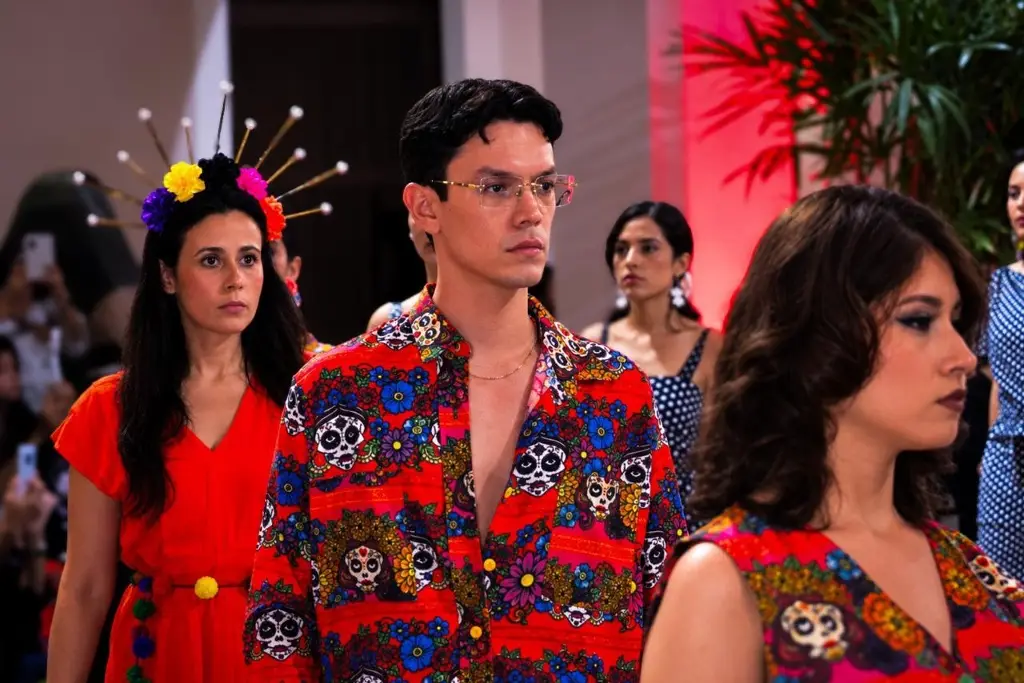 Imagen Moda, tradición y solidaridad brillan en la 'Gala de Muertos' a beneficio del DIF de Veracruz