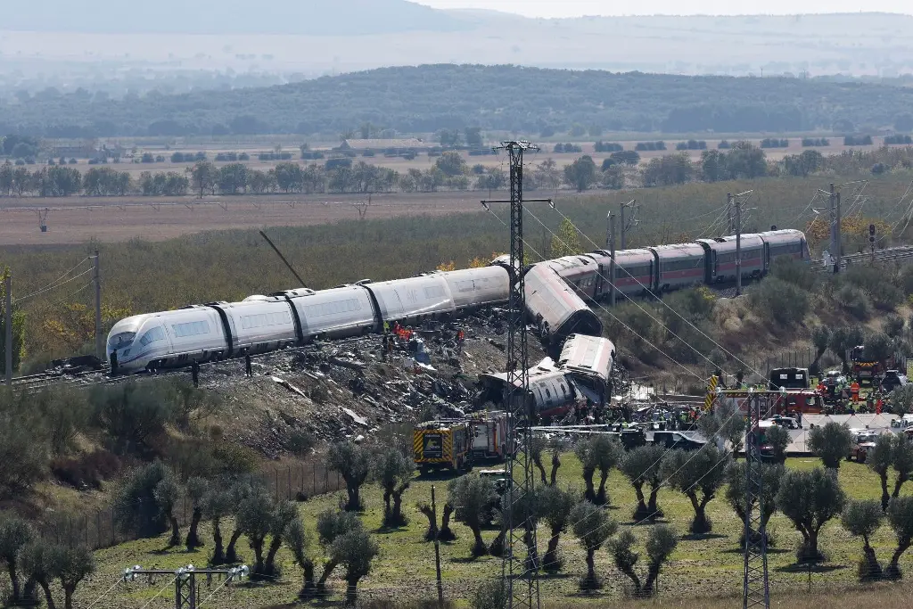 Imagen ¿Qué se sabe del choque de trenes en España que dejó más de 60 muertos? 