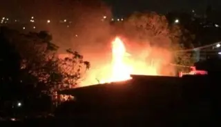 Imagen Se incendia casa cerca de la 'iglesia de los picos' en Veracruz 