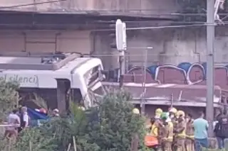 Imagen Choque de trenes dejan al menos un muerto y más de 80 heridos 
