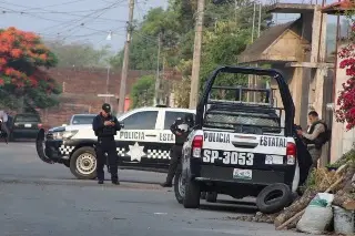 Abandonan dos cuerpos en bolsas en colonia de Nogales, Veracruz