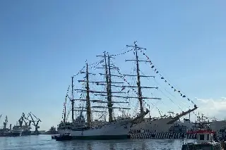 Imagen Llega velero de Colombia al Puerto de Veracruz