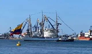 Imagen Zarpa de Veracruz el velero de Colombia