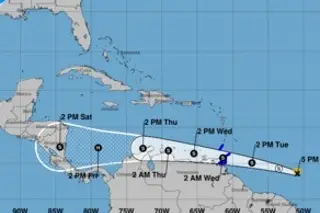 Imagen Disturbio 94L se convierte en un potencial de ciclón tropical 