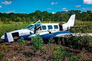 Imagen Ejército asegura avión con cocaína en Campeche